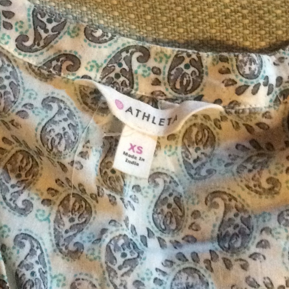 Athleta Kimssa  tunic Catalina green - Picture 4 of 6